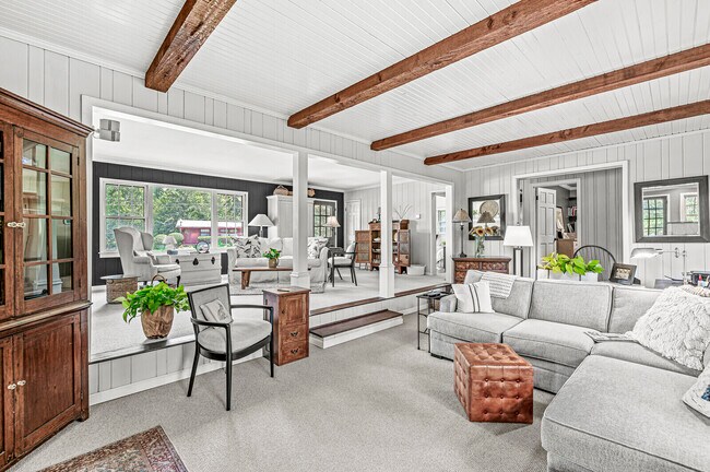 Foto del edificio - 125 Woodland Ln