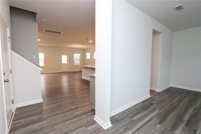 Foto del edificio - 461 Grange Farm Pl