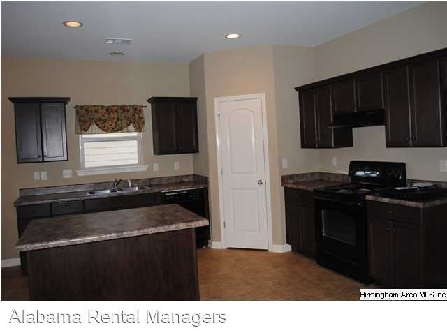 Building Photo - 3 br, 2 bath House - 1284 Sierra Court