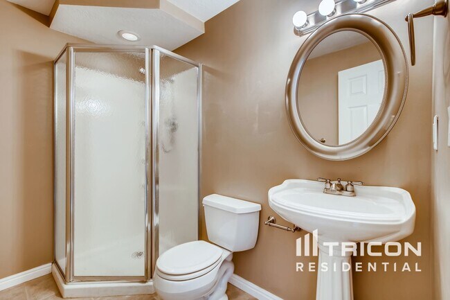 Foto del edificio - 2456 S 1475 W
