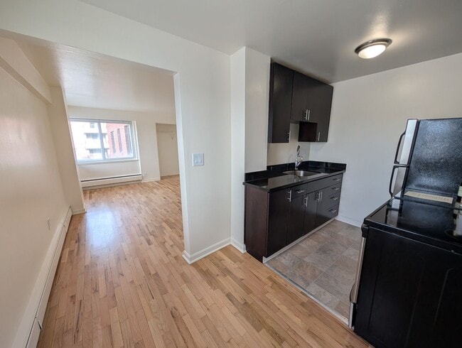 Interior Photo - The Q Apartments