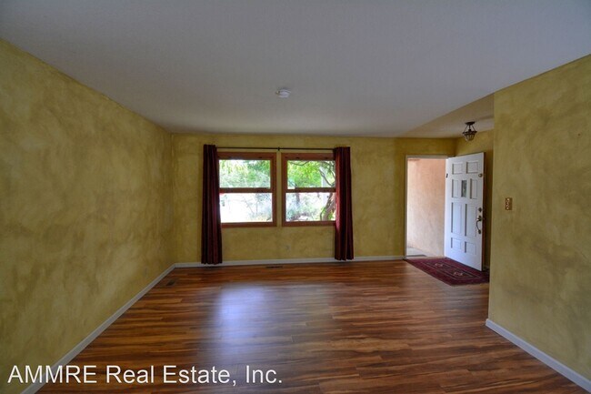 Foto del edificio - 3 br, 2 bath House - 1761 Dietz Lp NW