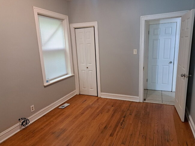 Building Photo - 7810 S Marshfield Ave