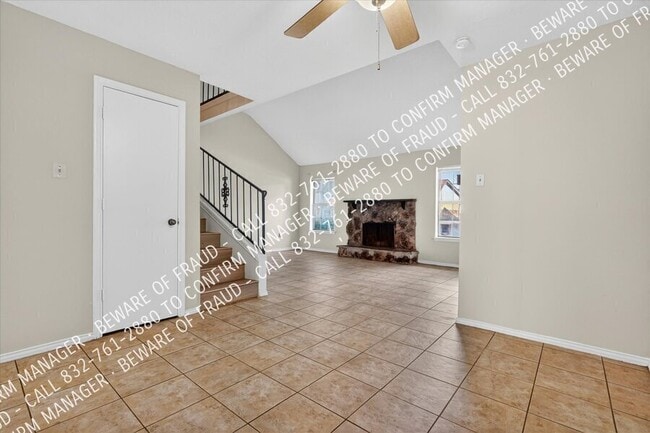 Photo - 2031 Towngate Dr House