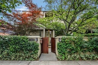 Building Photo - 4115 E Galer St