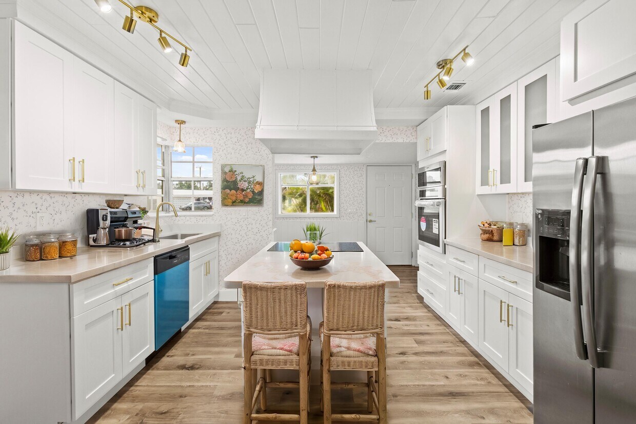 Foto principal - 379 Garden Blvd
