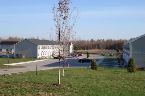 Foto del edificio - White Pine Village Townhomes