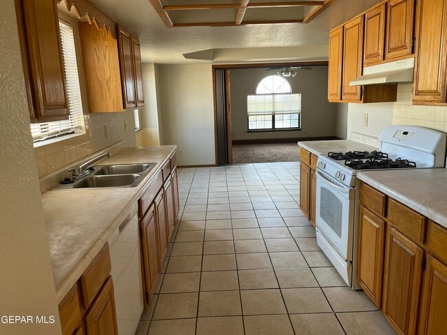 Foto del edificio - 2601 Jefferson Ave