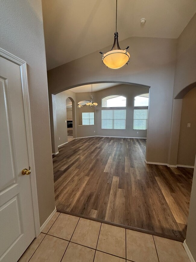 Building Photo - 2526 Tuscan Hills Ln