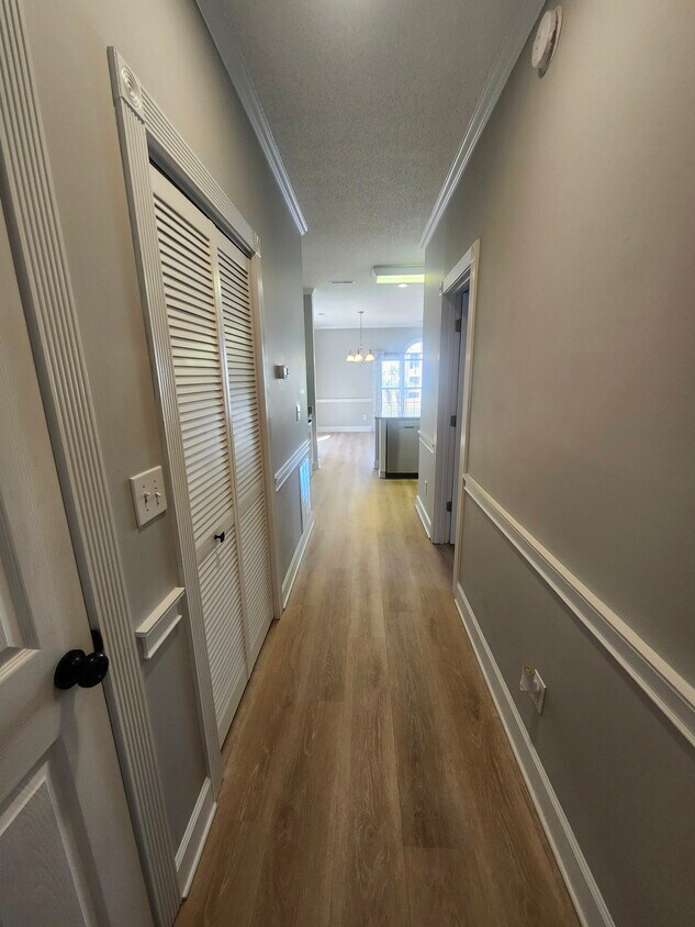 Foto principal - 4717 Wild Iris Dr