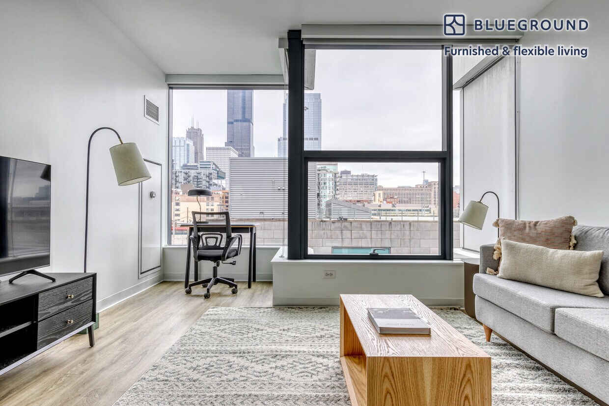 Foto principal - 808 W Van Buren St