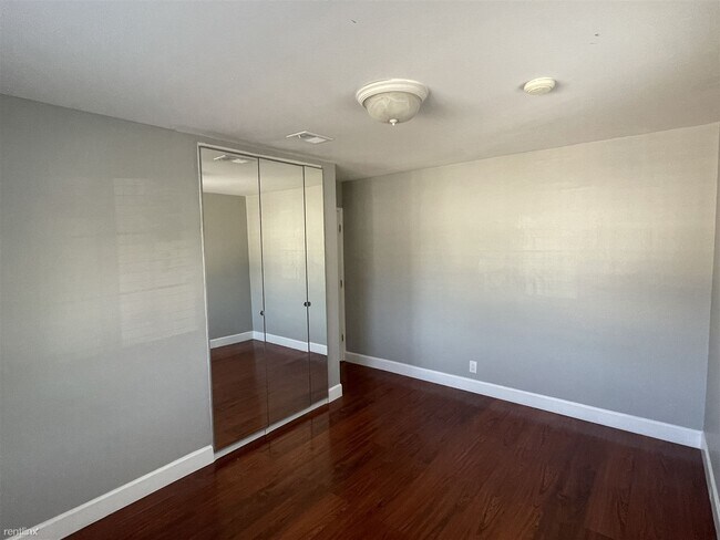 Building Photo - 4 br, 2 bath House - 3378 Mission View Dri...