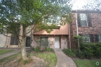 Building Photo - 9419 Fondren Rd