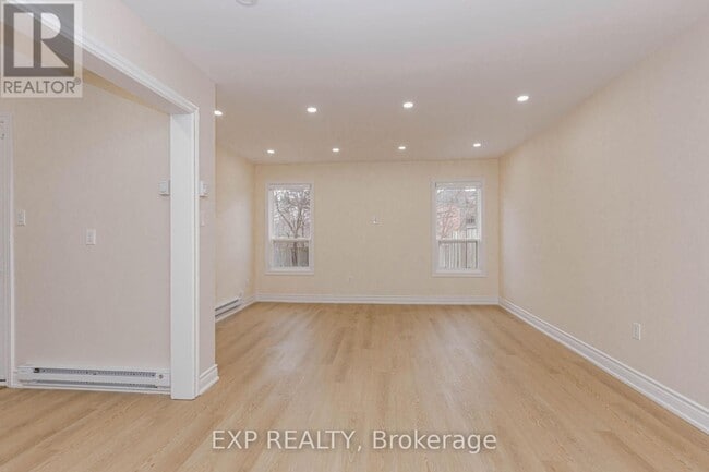 Building Photo - 2289 Munn's Ave