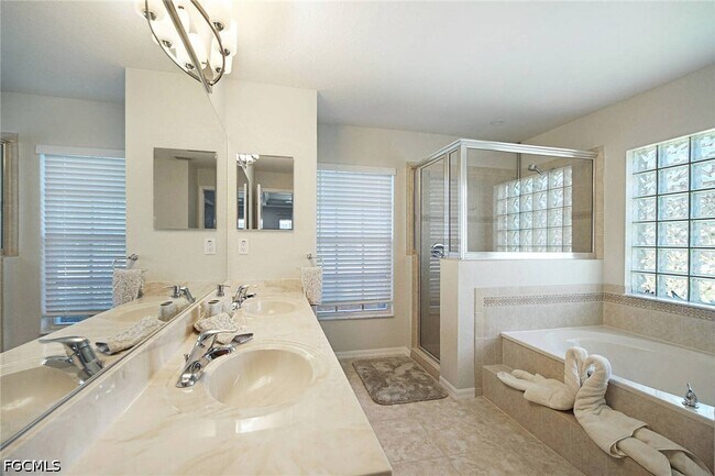 Foto del edificio - 5007 SW 27th Ave