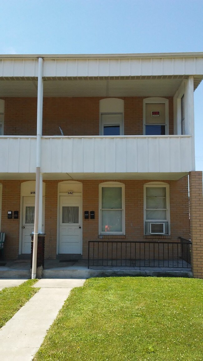 642 Beaver Ave Unit 2, Midland, PA 15059 - Apartments in Midland, PA