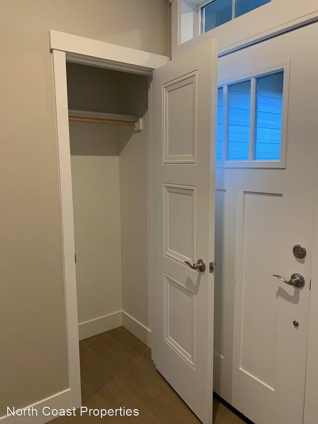 Foto del edificio - 4 br, 2 bath House - 1345 Seabright Way