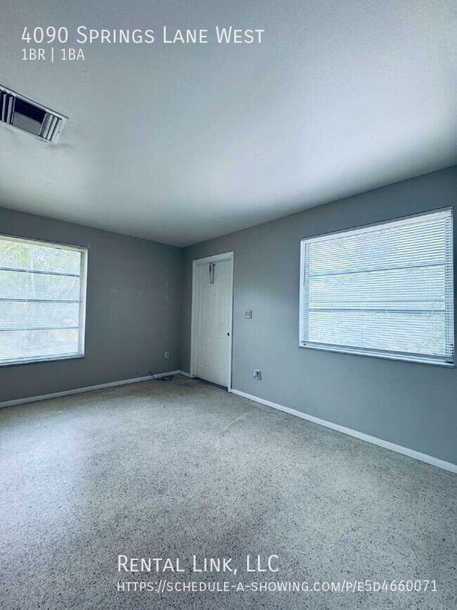 Foto del edificio - 4090 Springs Ln