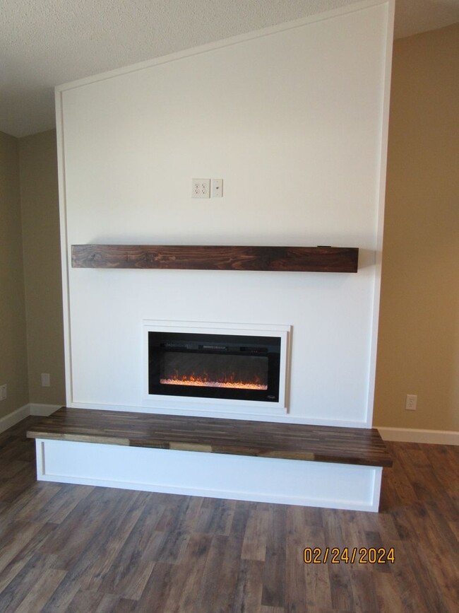 Building Photo - 2 Bedroom Condo in Osage Beach