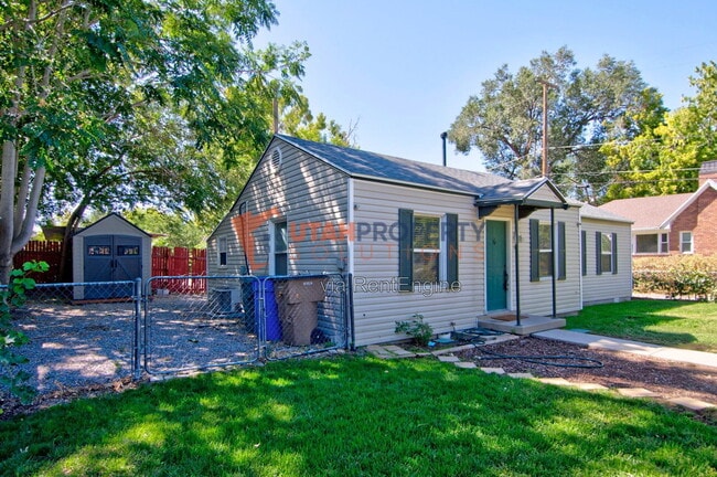 Building Photo - 574 Wilson Ave S