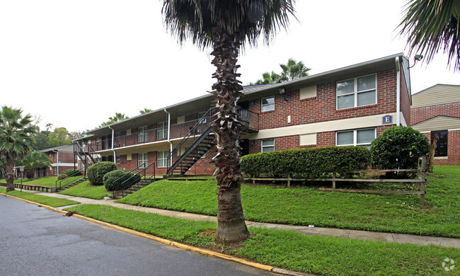 Building Photo - Gadsden Arms Apartments