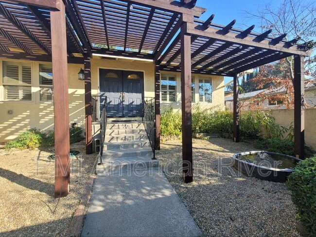 Foto del edificio - 7817 Palmyra Dr