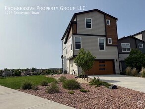 Building Photo - 4215 Parkwood Trail