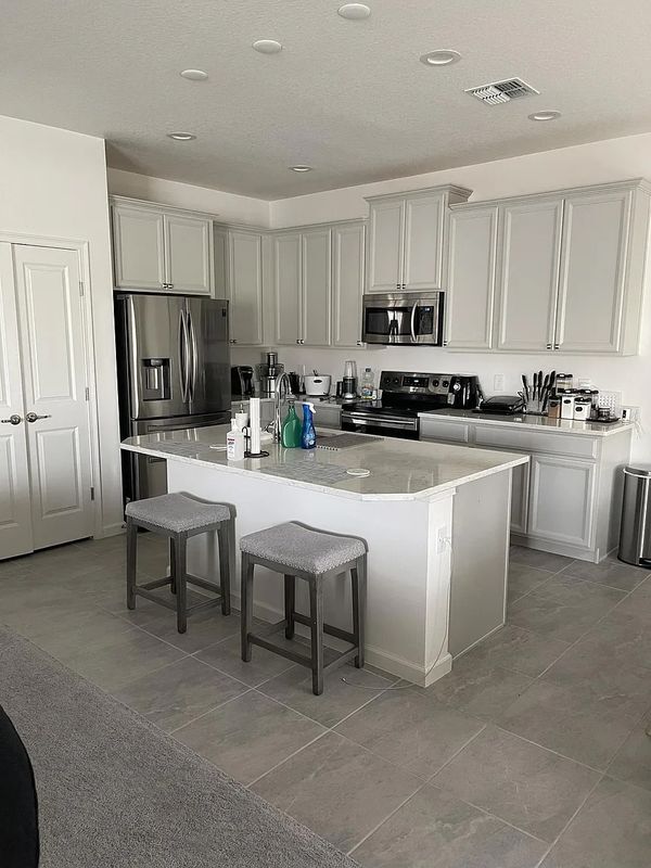 Foto del edificio - 1328 Yorkdale Rd