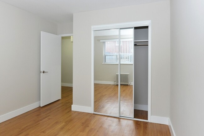 Building Photo - 12 Bater Ave