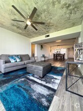 Building Photo - 1705 Whitehall Dr