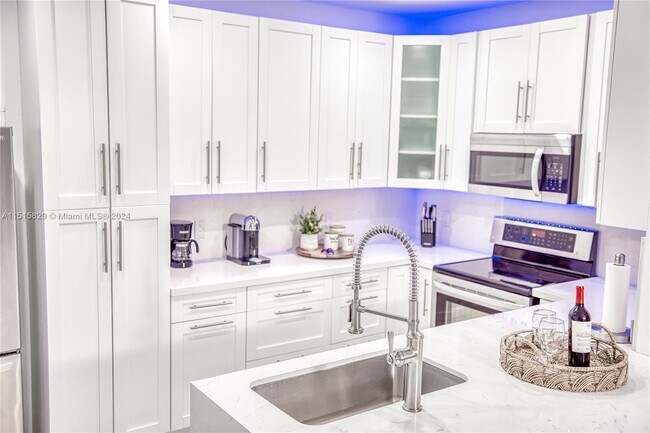 Foto del edificio - 14114 SW 154th St