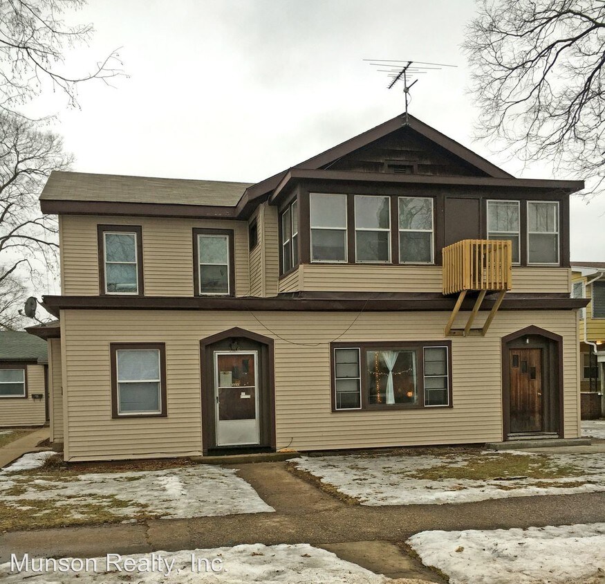 Foto principal - 124 11th St S