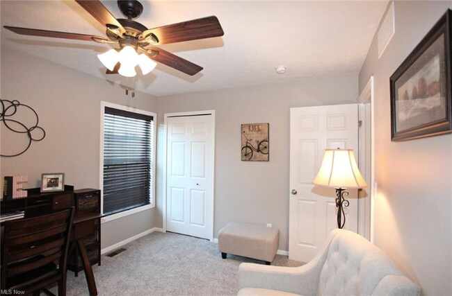 Building Photo - 33449 Halle Ct