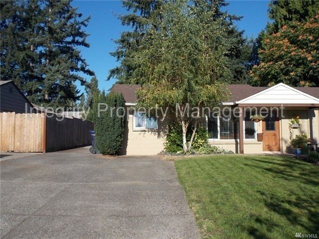 Foto del edificio - 3122 N Villard St