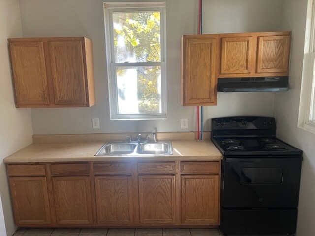 Building Photo - 1119 Fredonia St