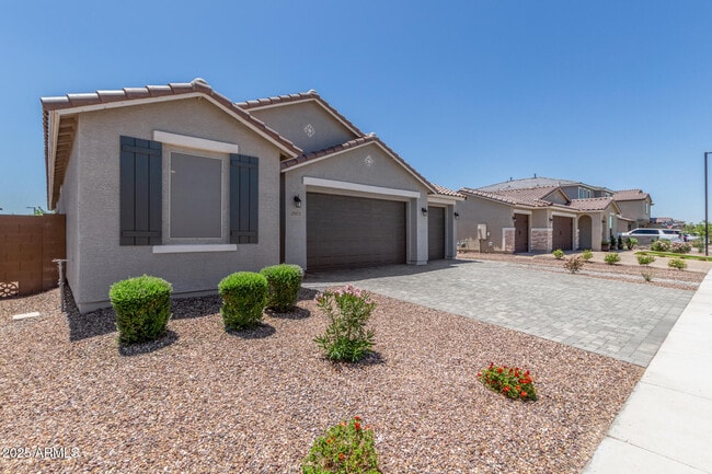 Building Photo - 17973 W Ashley Dr