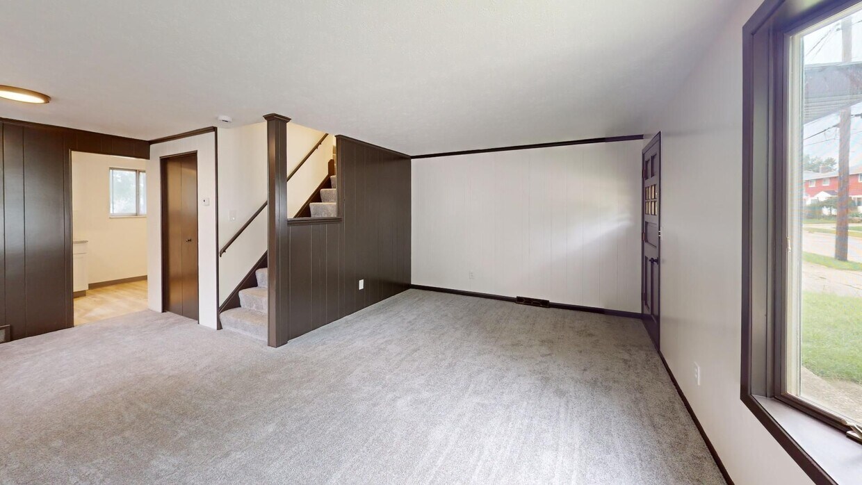Foto principal - Puritas/W.150th neighborhood; updated 3 be...