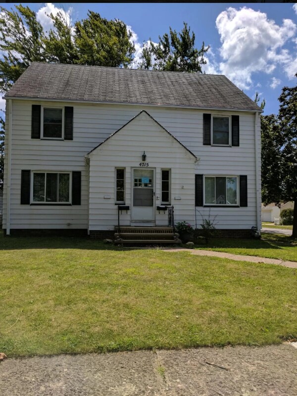 Foto del edificio - 4715 Yorkshire Rd