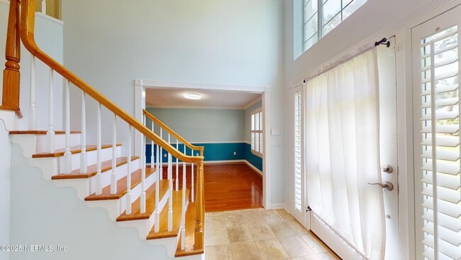 Foto del edificio - 1142 Westwood Dr