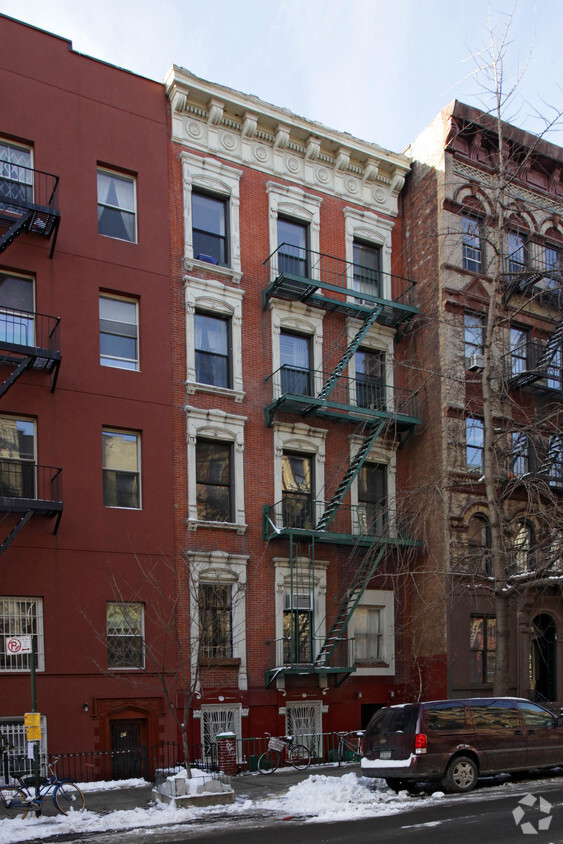 58 E 7th St, New York, NY 10003 - Apartments in New York, NY ...