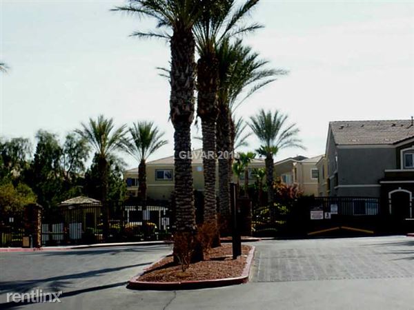Building Photo - 9303 Gilcrease Ave
