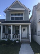 Building Photo - 6117A California Ave