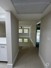 Building Photo - 8160 Geneva Ct