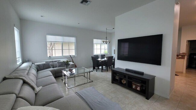 Foto del edificio - 2345 Spanish Wls