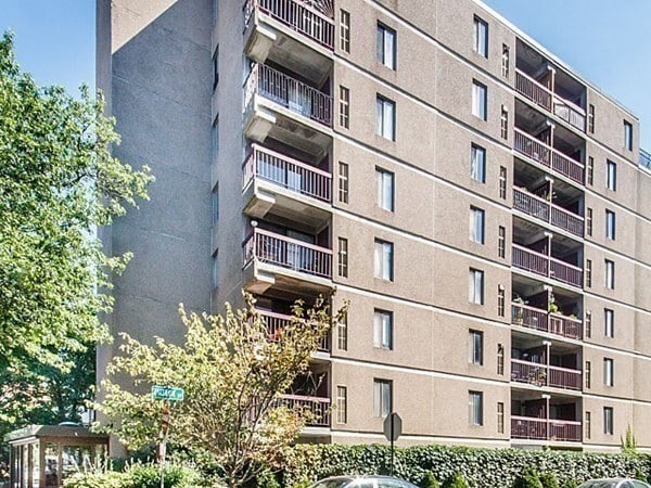 Building Photo - 280 Harvard St