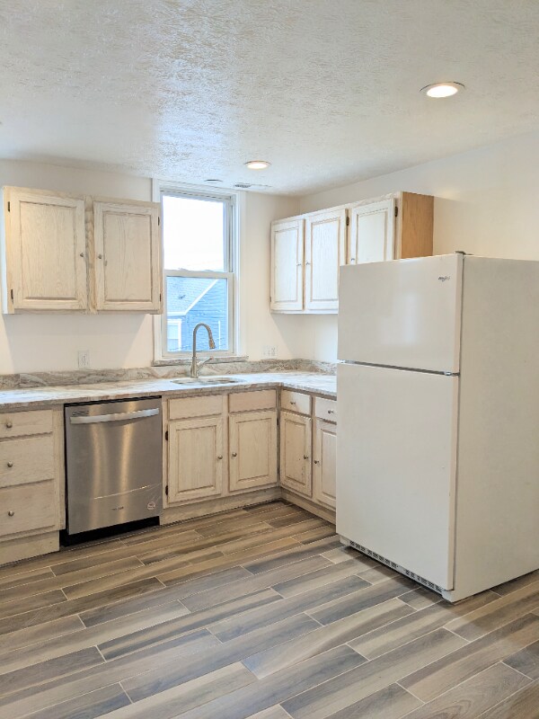 Foto del edificio - 4041 Garden Way