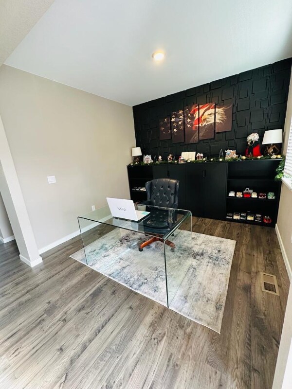 Foto del edificio - 6133 B Street Rd