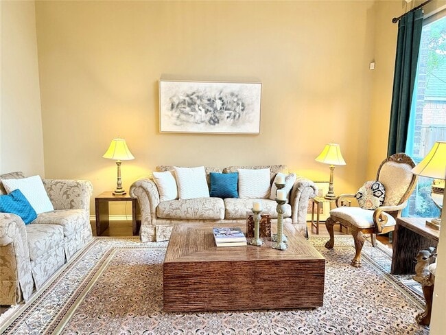 Photo - 1327 Barrington Dr House