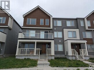 Building Photo - 30 Limnos Ln