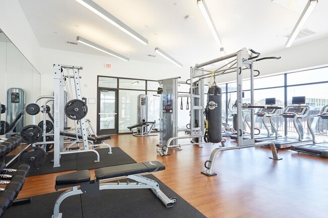 Foto del edificio - 3550 Main St